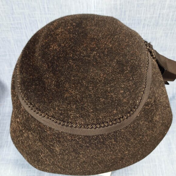 1940s Black Wool Flecked Cloche Hat by The Dayton Company - Picture 5 of 7